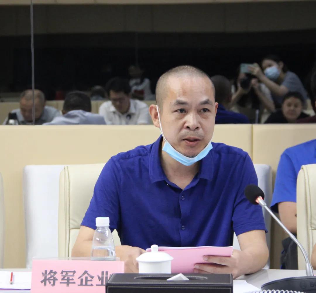 聚焦|将军陶瓷集团获邀成为《陶瓷岩板加工规范》标准起草单位(图5) 聚焦|将军陶瓷集团获邀成为《陶瓷岩板加工规范》标准起草单位(图5)