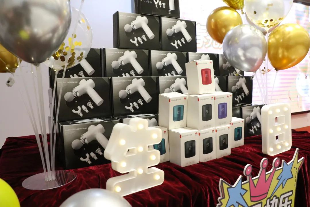 春光共悦 喜乐同辰丨将军陶瓷集团第一季度员工生日party欢乐相聚(图6) 春光共悦 喜乐同辰丨将军陶瓷集团第一季度员工生日party欢乐相聚(图6)