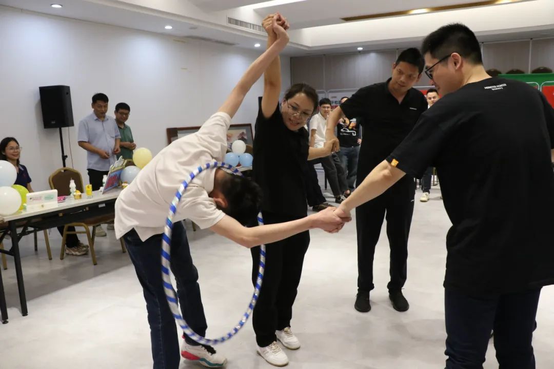 春光共悦 喜乐同辰丨将军陶瓷集团第一季度员工生日party欢乐相聚(图14) 春光共悦 喜乐同辰丨将军陶瓷集团第一季度员工生日party欢乐相聚(图14)