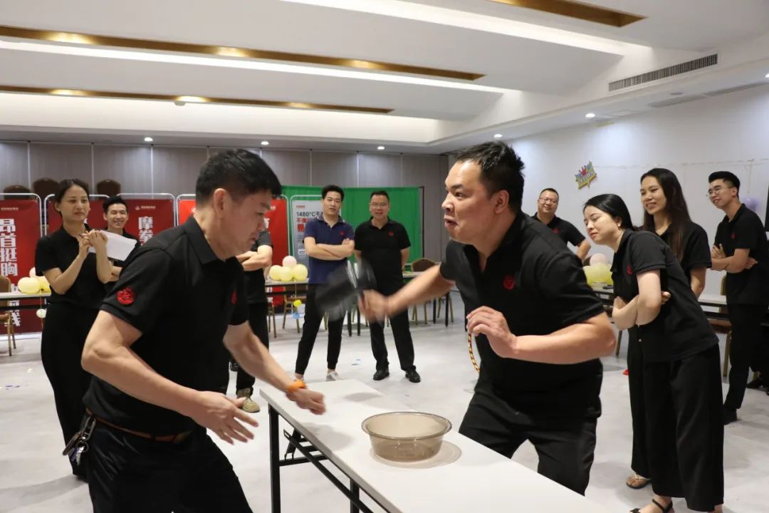 春夏拾光,喜辰共乐 | 将军陶瓷集团第二季度员工生日会圆满举办!(图10) 春夏拾光,喜辰共乐 | 将军陶瓷集团第二季度员工生日会圆满举办!(图10)